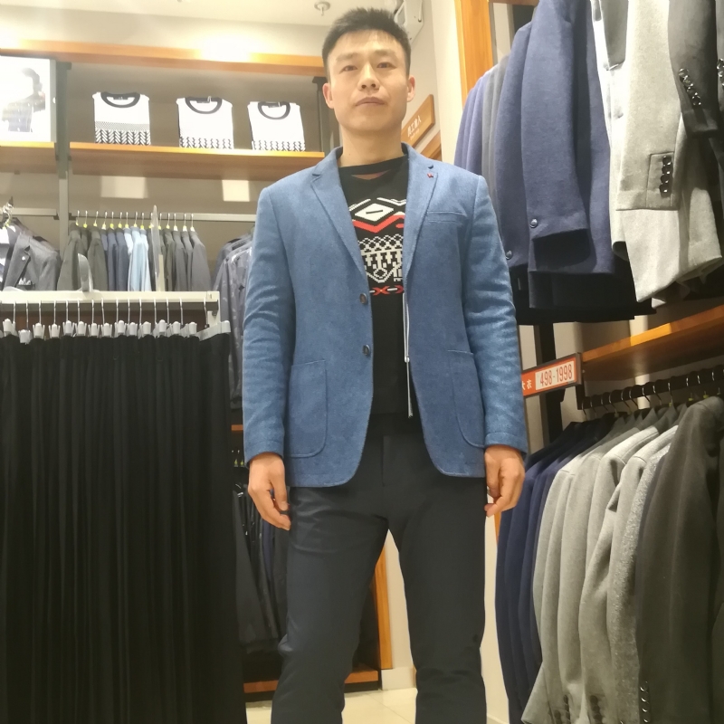 一只蚂蚁的第一张照片--澳门父母相亲团