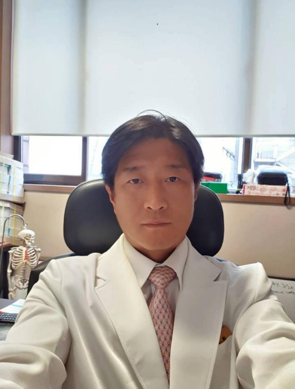 王伟的第一张照片--澳门父母相亲团